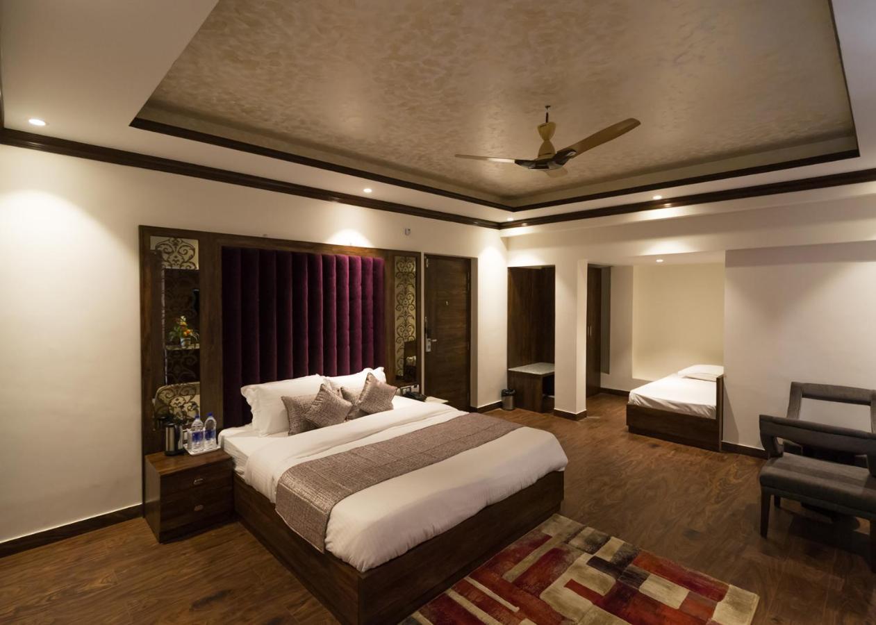 The Highland Park Hotel Manali  Exterior photo