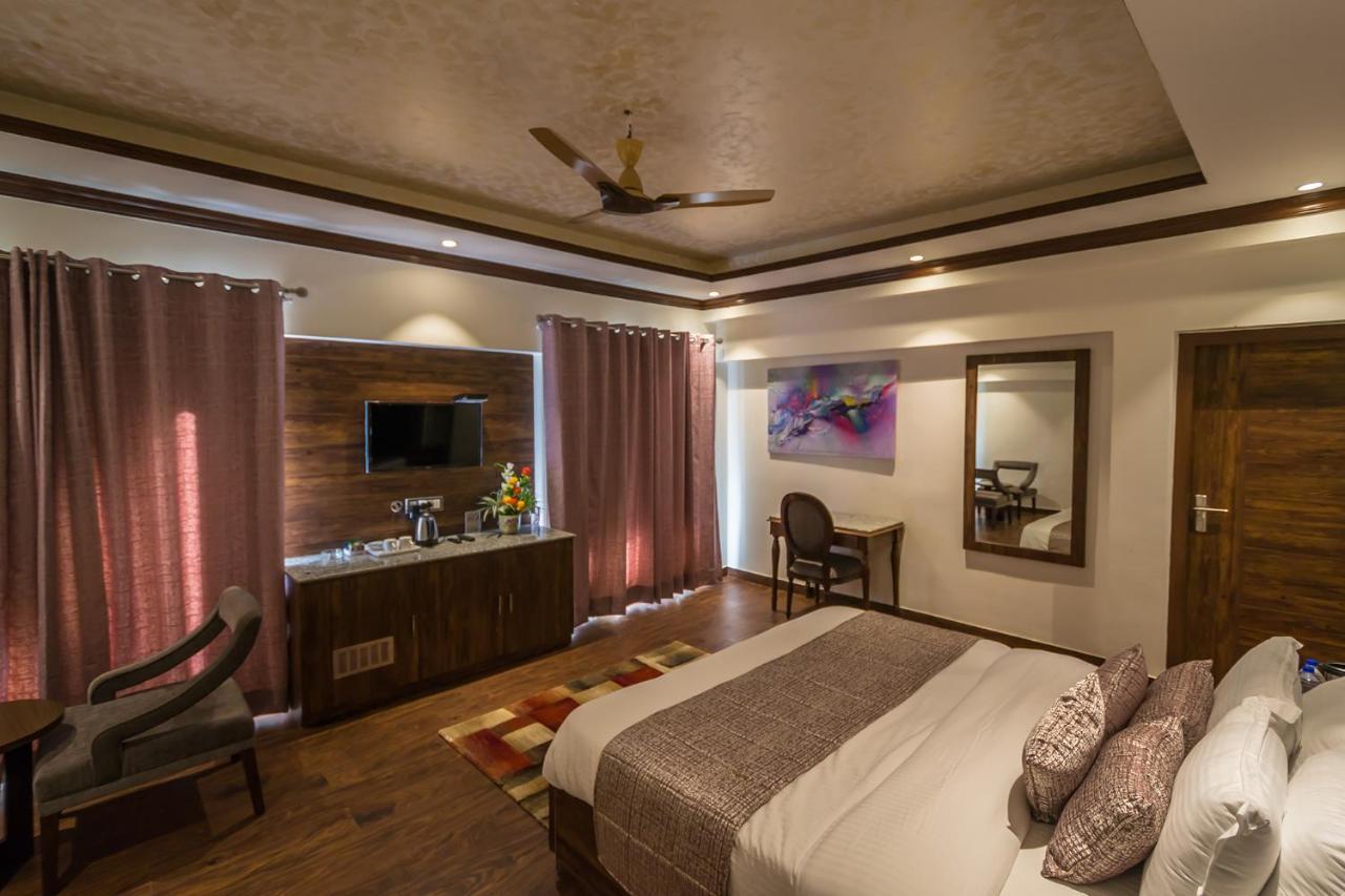 The Highland Park Hotel Manali  Exterior photo