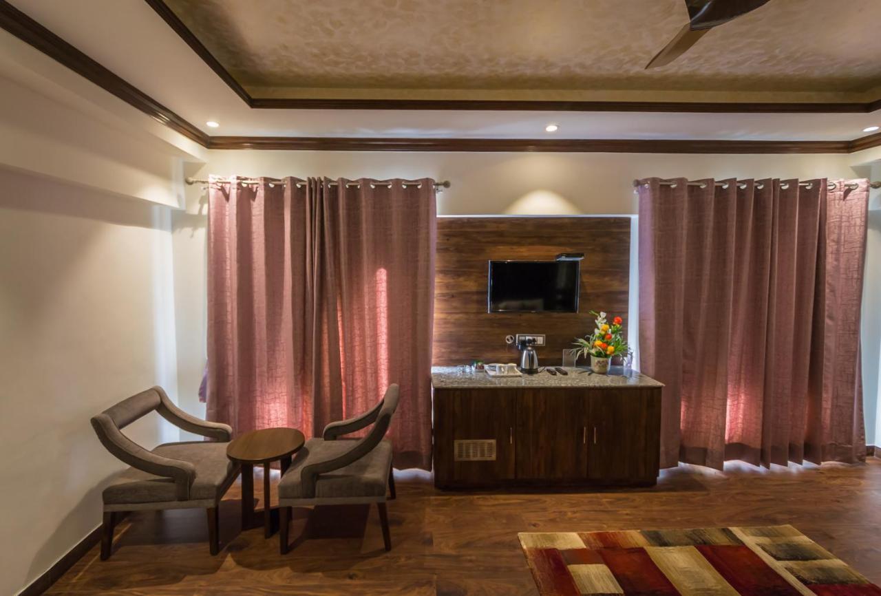 The Highland Park Hotel Manali  Exterior photo