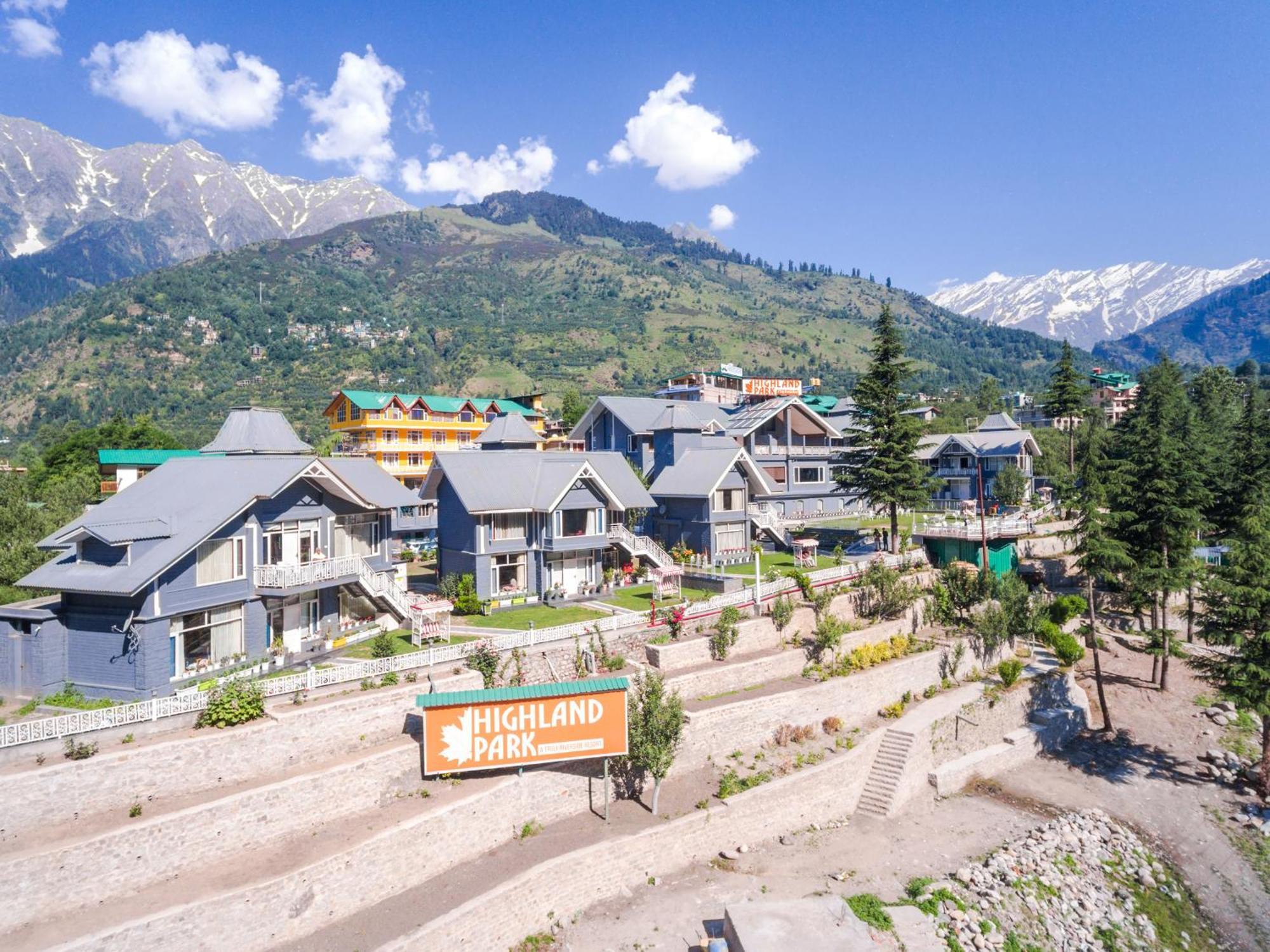 The Highland Park Hotel Manali  Exterior photo