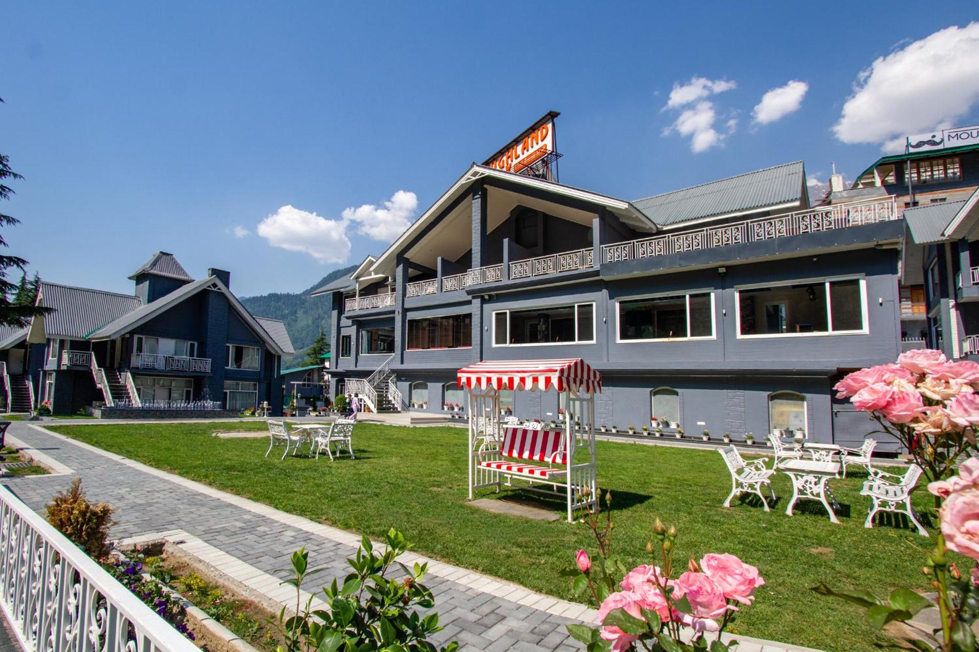 The Highland Park Hotel Manali  Exterior photo
