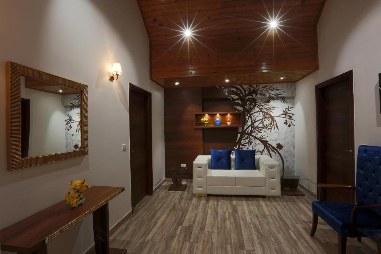 The Highland Park Hotel Manali  Exterior photo